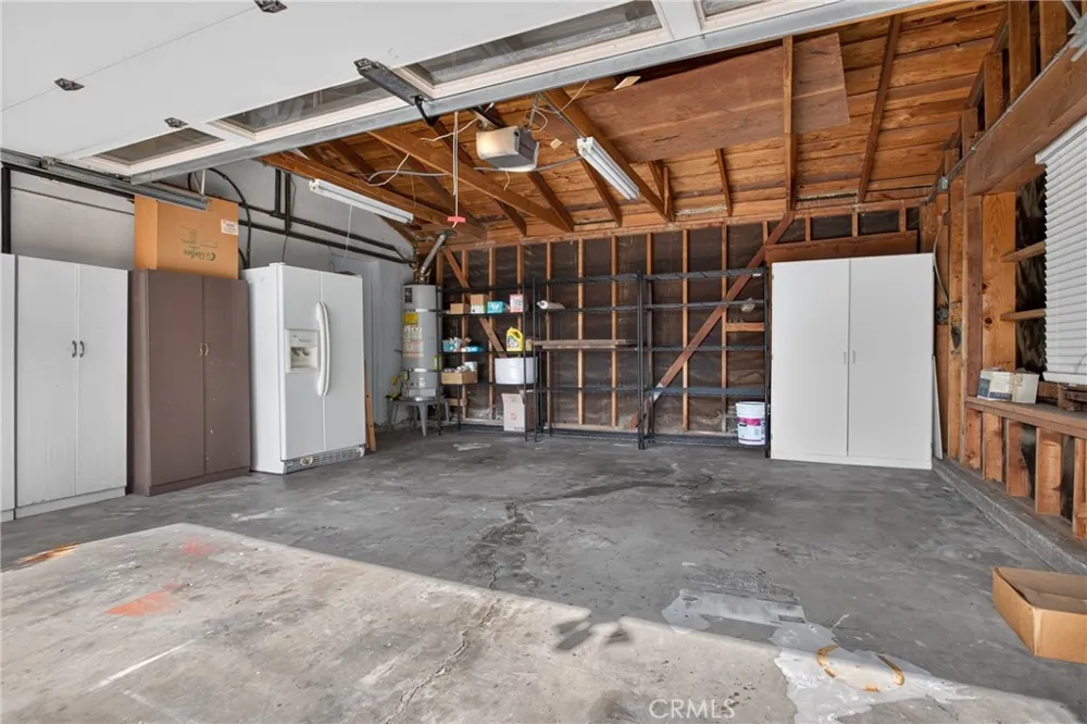 16802 Germain Los Angeles, CA 91344