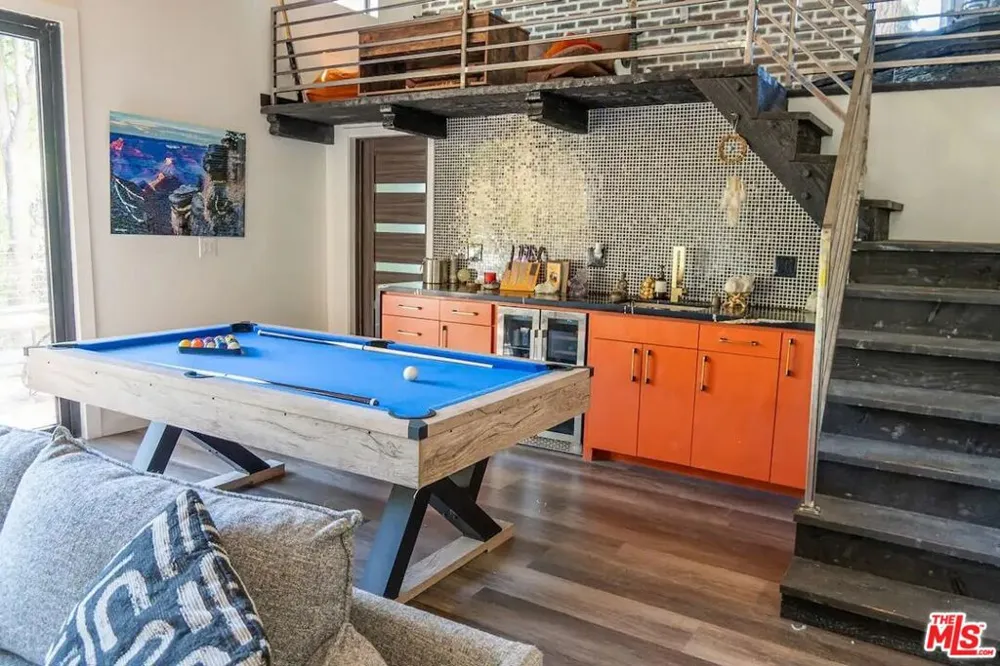 1933 Lemoyne Street Los Angeles, CA 90026