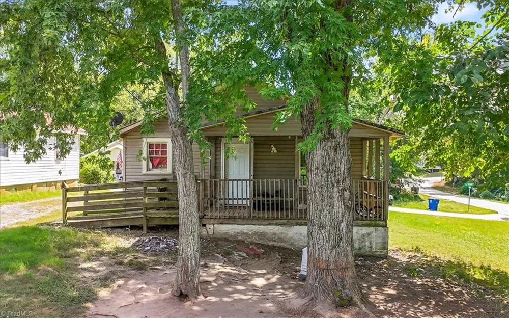 613 Stiers Street Reidsville, NC 27320