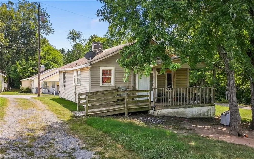 613 Stiers Street Reidsville, NC 27320