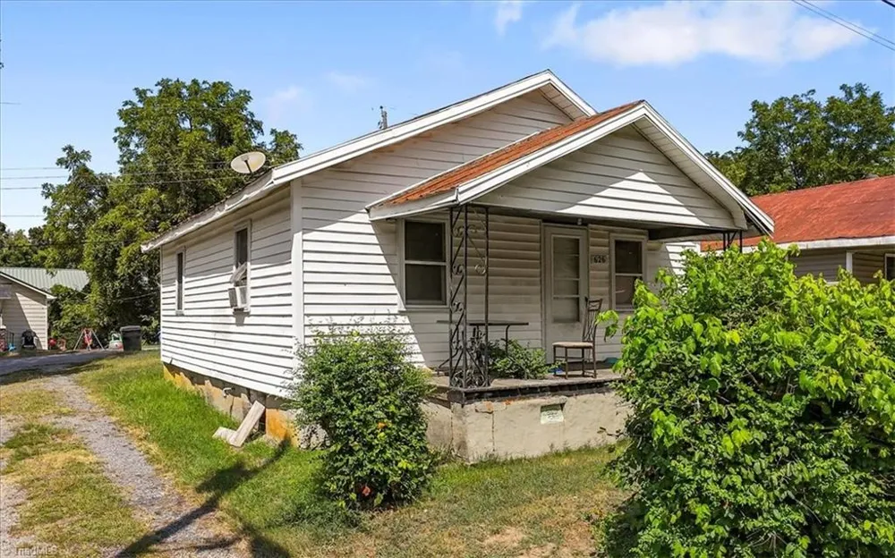 613 Stiers Street Reidsville, NC 27320