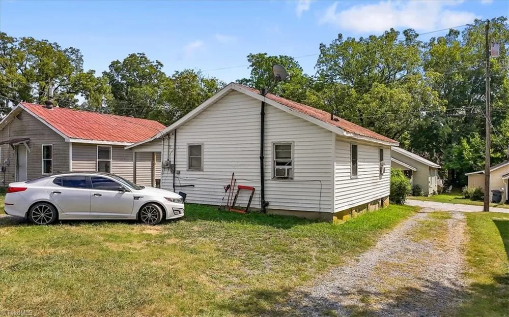 613 Stiers Street Reidsville, NC 27320