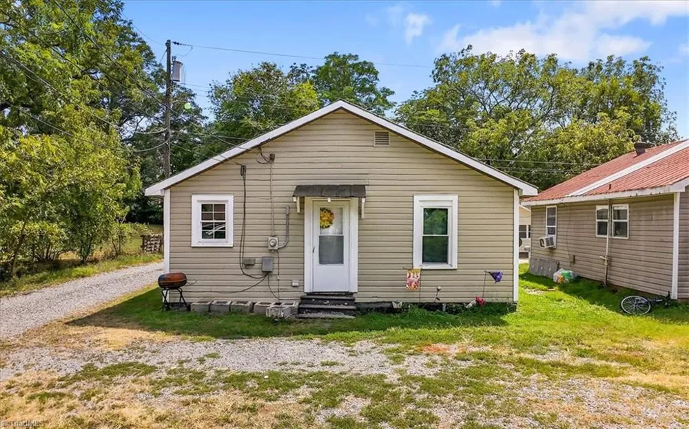 613 Stiers Street Reidsville, NC 27320