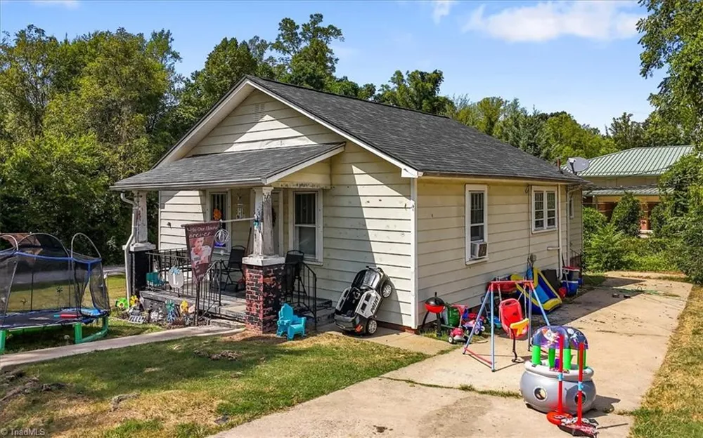 613 Stiers Street Reidsville, NC 27320