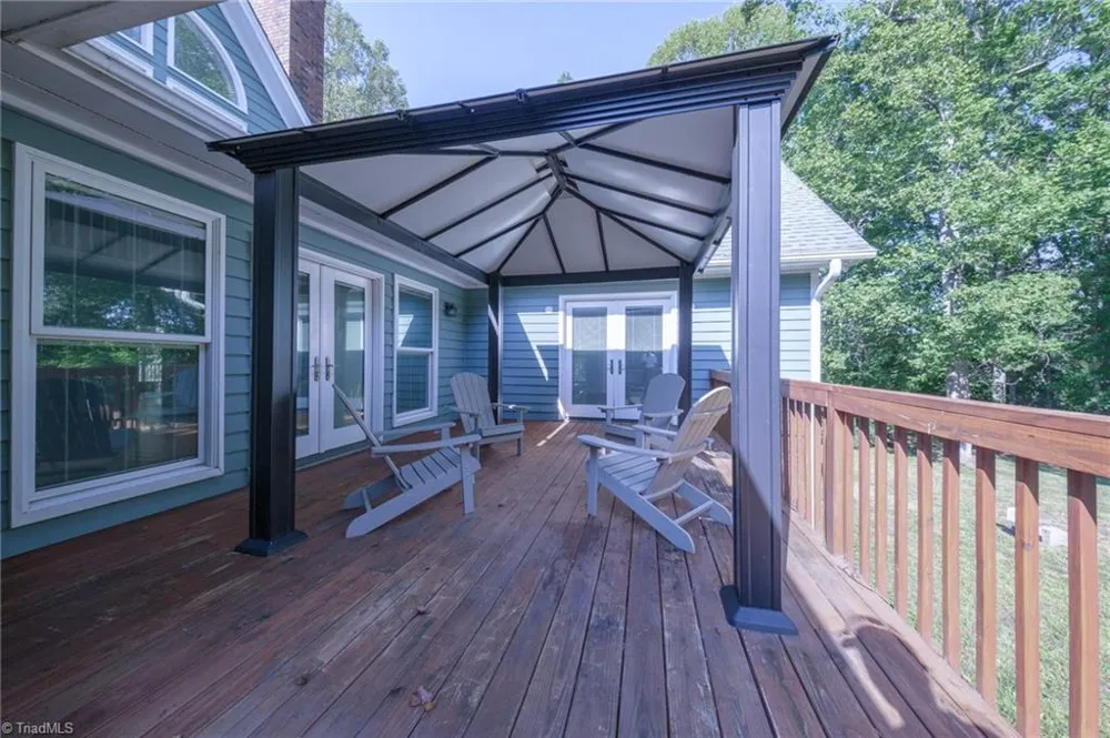 8908 Cedar Spring Drive Colfax, NC 27235