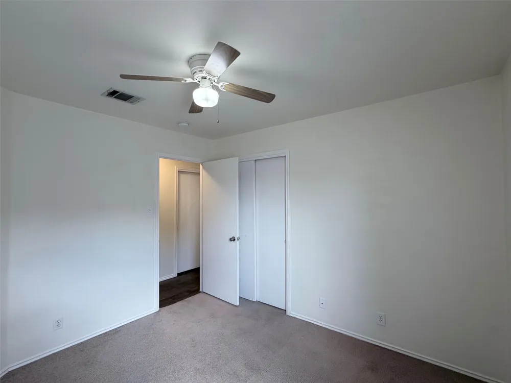 612 Elizabeth Lane Bastrop, TX 78602