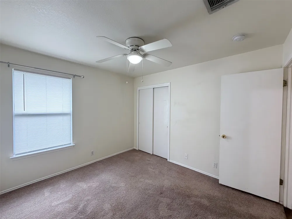 612 Elizabeth Lane Bastrop, TX 78602