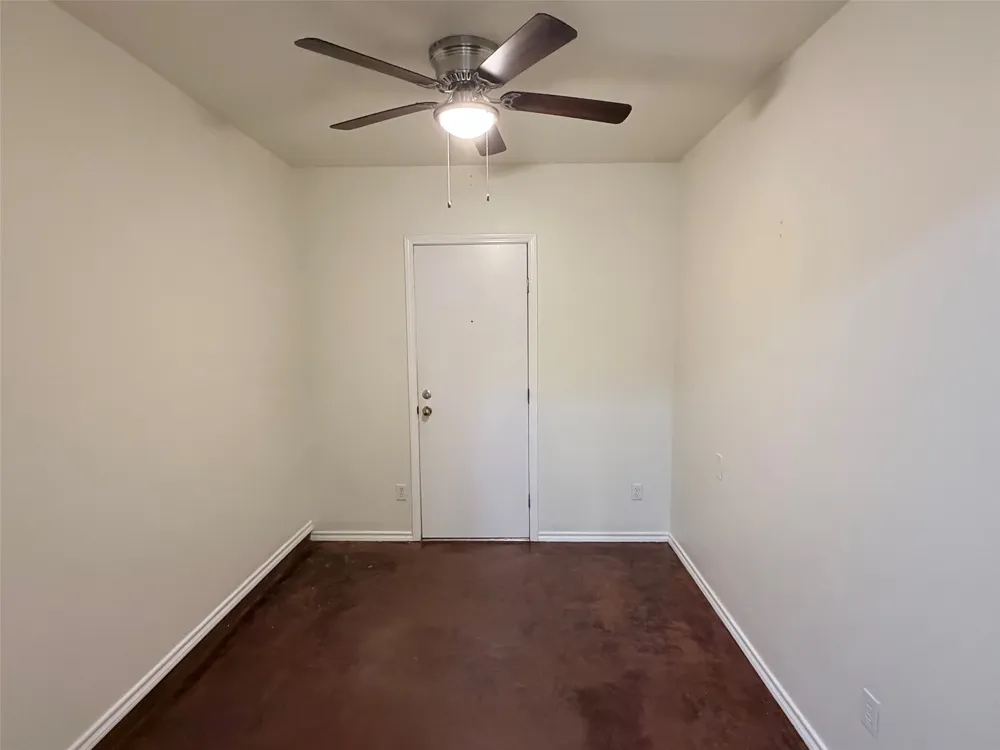 612 Elizabeth Lane Bastrop, TX 78602