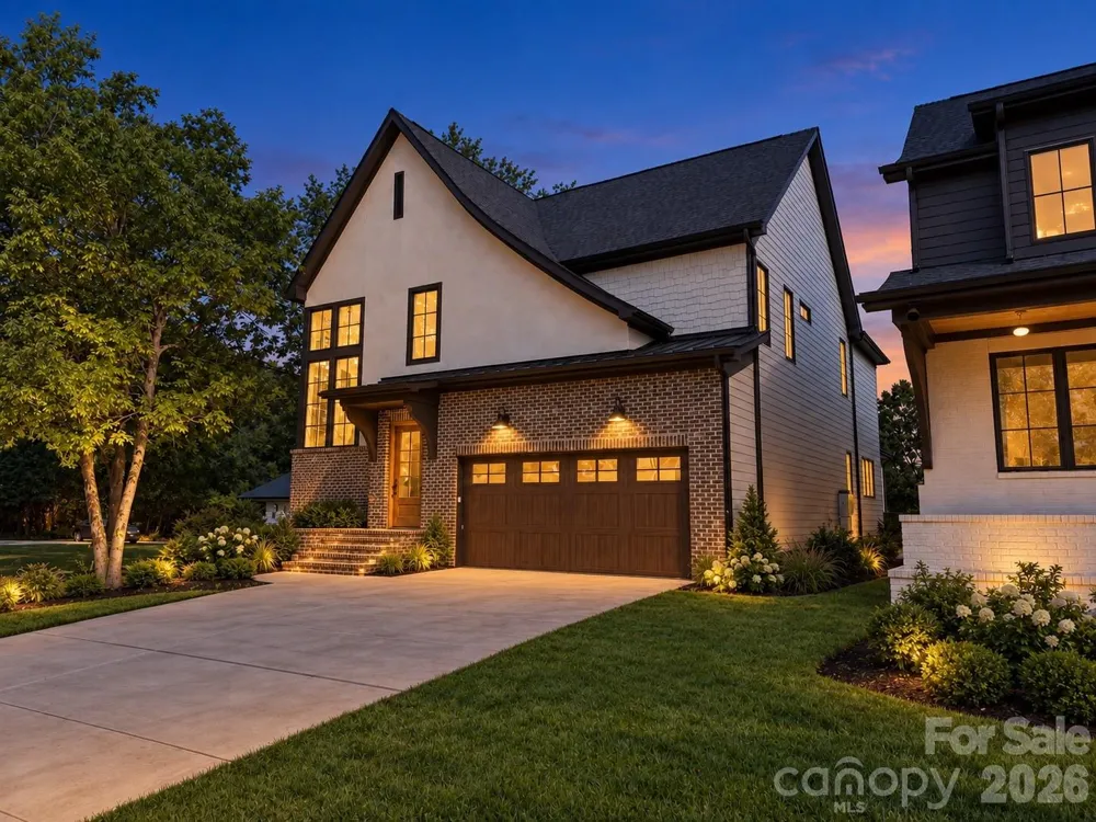 1115 Lomax Avenue Charlotte, NC 28211