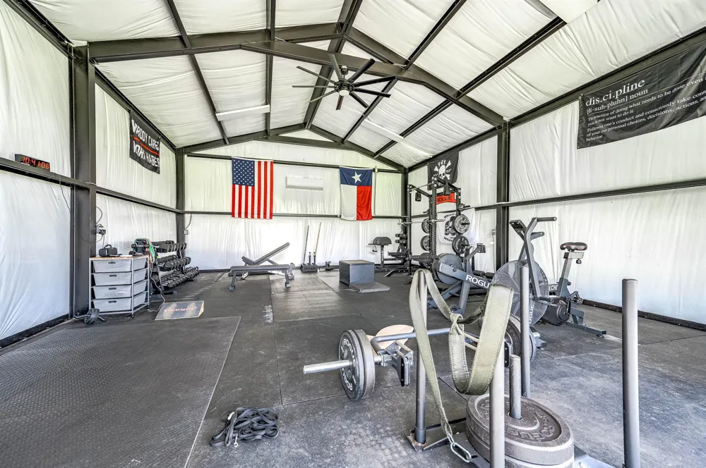 8032 Short Road Needville, TX 77461