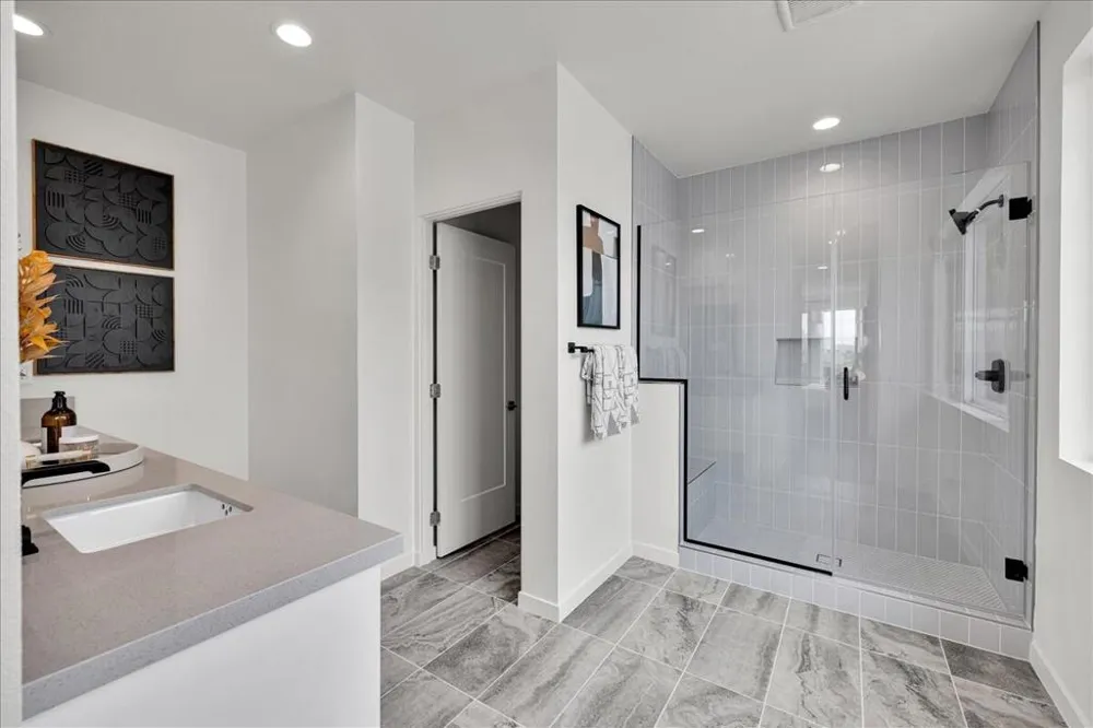 732 Obsidian Loop E Palm Springs, CA 92264