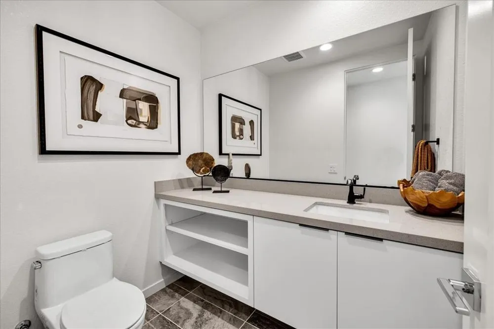 732 Obsidian Loop E Palm Springs, CA 92264