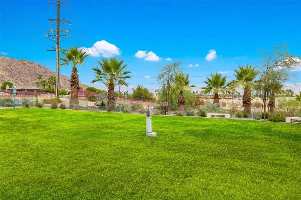732 Obsidian Loop E Palm Springs, CA 92264