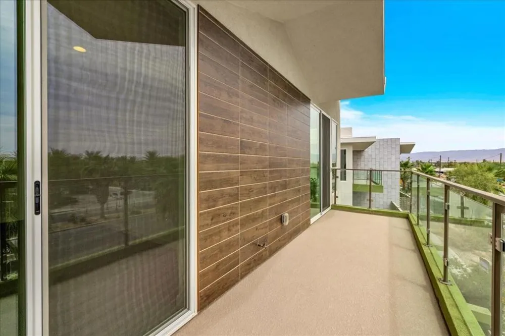 732 Obsidian Loop E Palm Springs, CA 92264