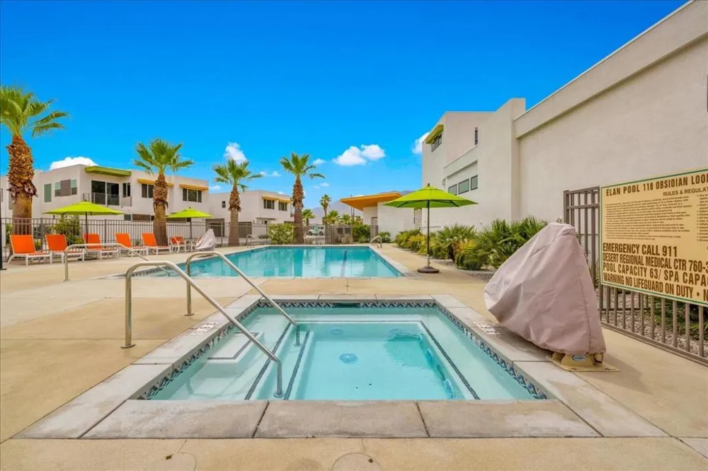 732 Obsidian Loop E Palm Springs, CA 92264