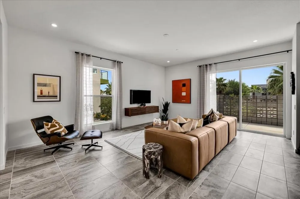 732 Obsidian Loop E Palm Springs, CA 92264