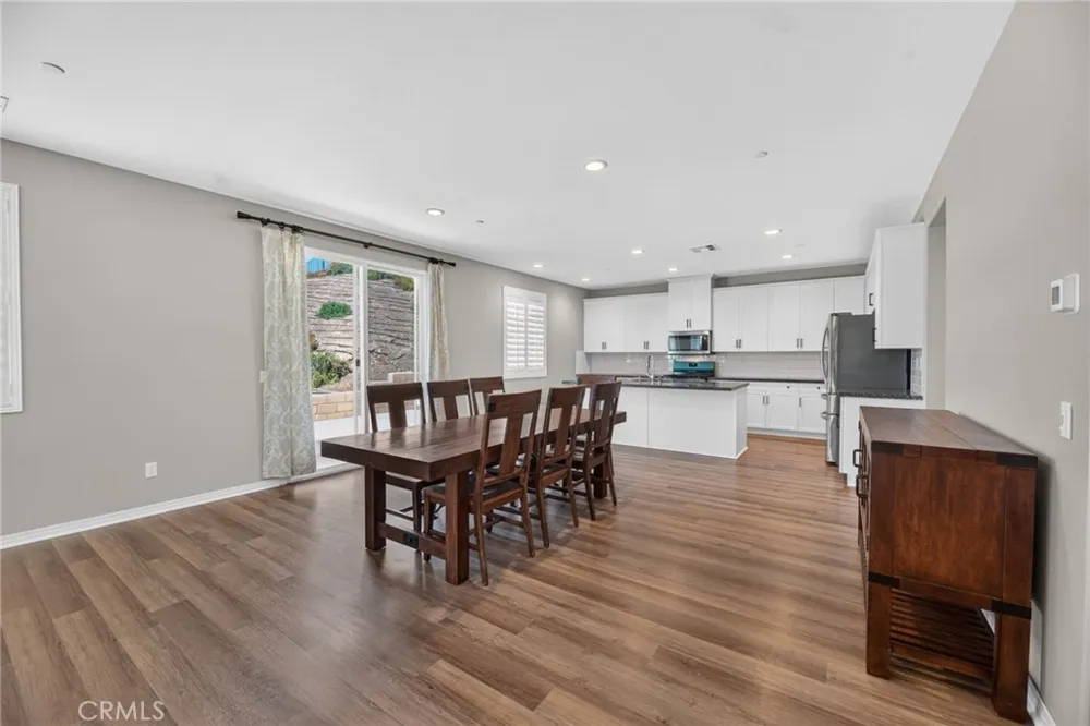 34136 Thistlewood Avenue Murrieta, CA 92563