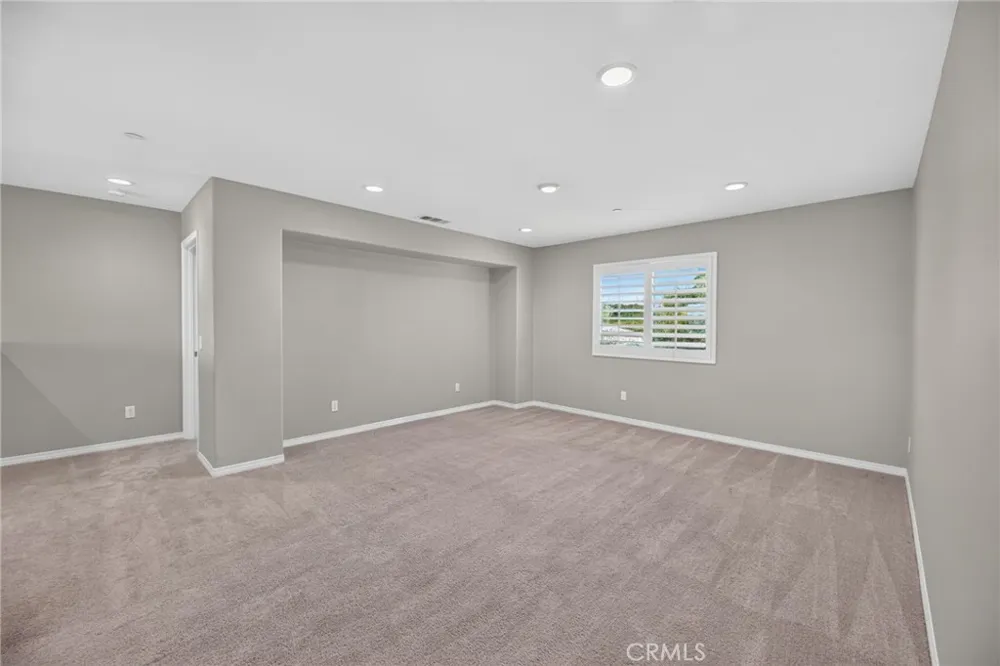 34136 Thistlewood Avenue Murrieta, CA 92563