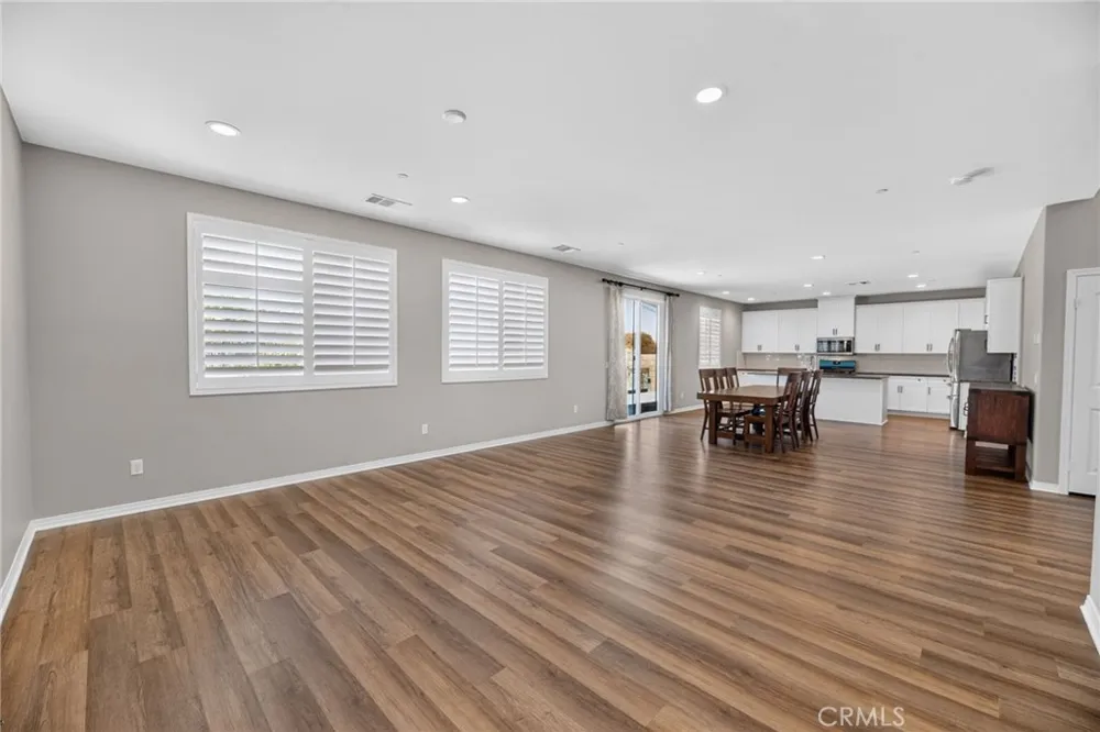 34136 Thistlewood Avenue Murrieta, CA 92563