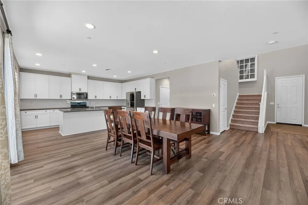 34136 Thistlewood Avenue Murrieta, CA 92563