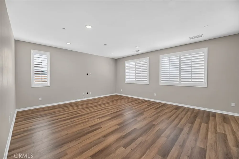 34136 Thistlewood Avenue Murrieta, CA 92563