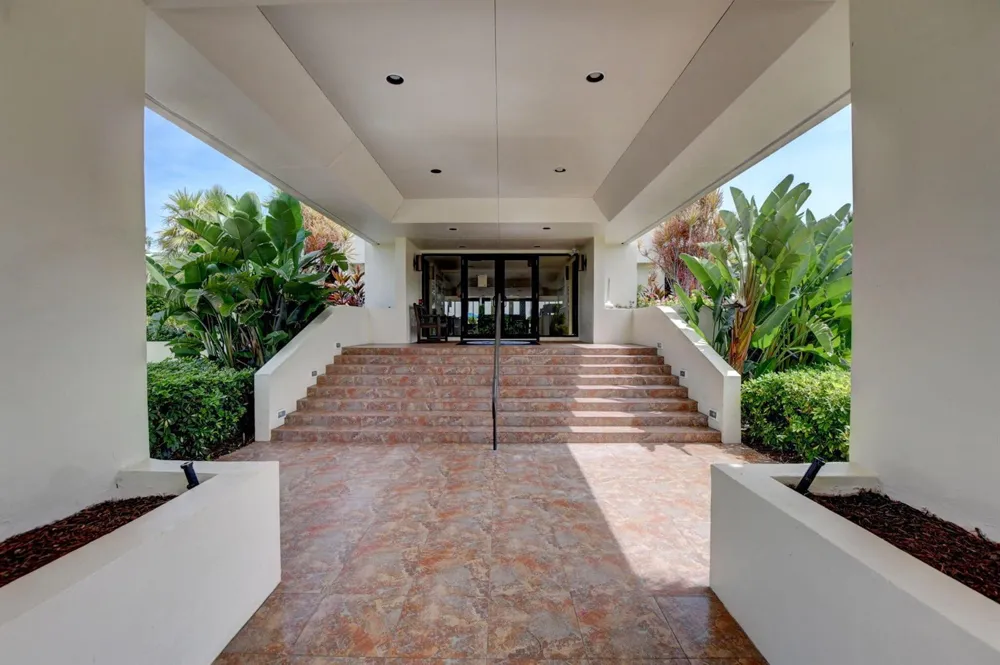 3420 S Ocean Boulevard #11S Highland Beach, FL 33487