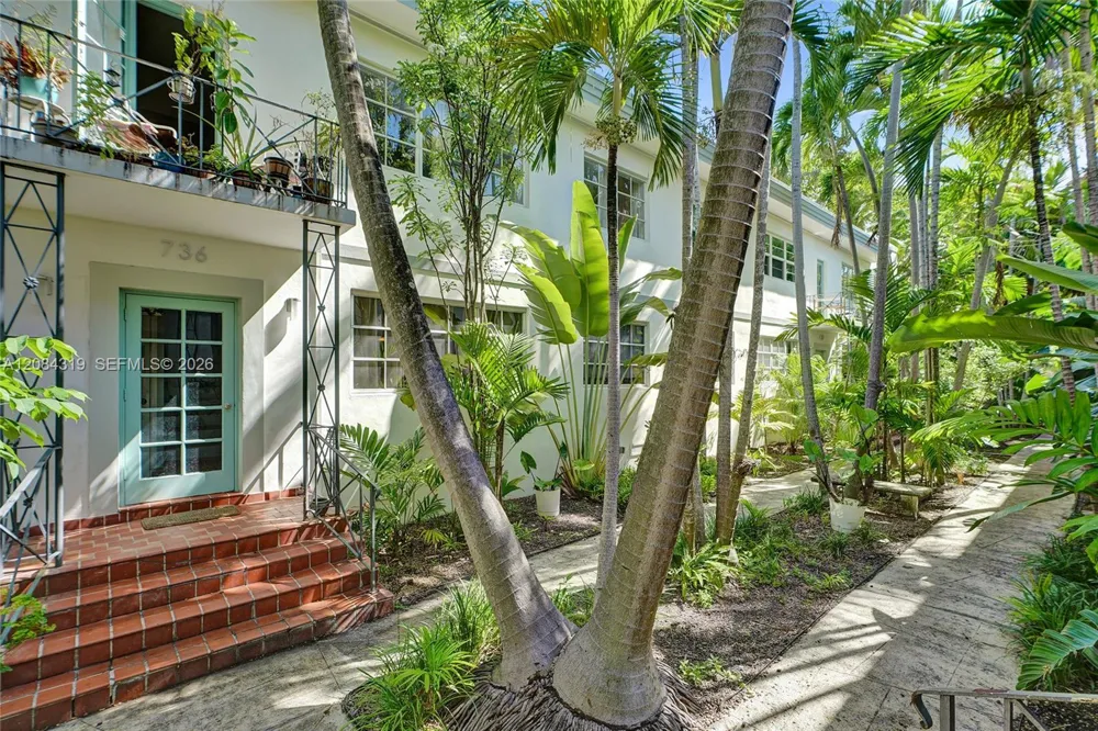 736 Lenox Ave #B7 Miami Beach, FL 33139
