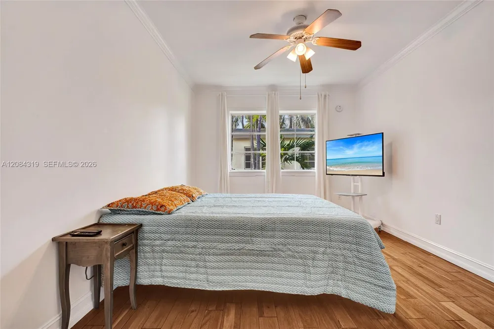 736 Lenox Ave #B7 Miami Beach, FL 33139