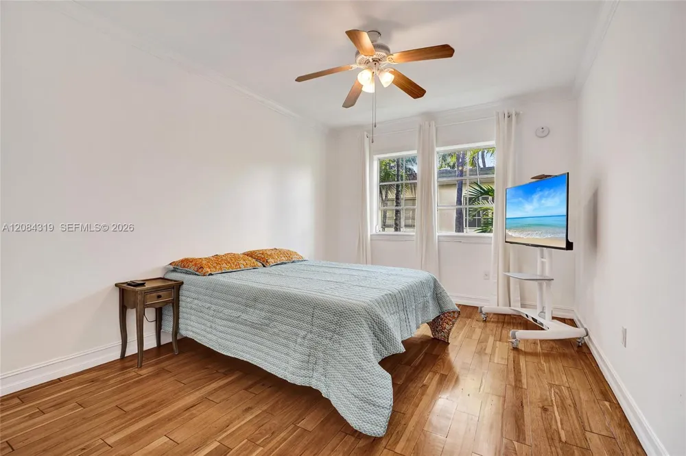 736 Lenox Ave #B7 Miami Beach, FL 33139