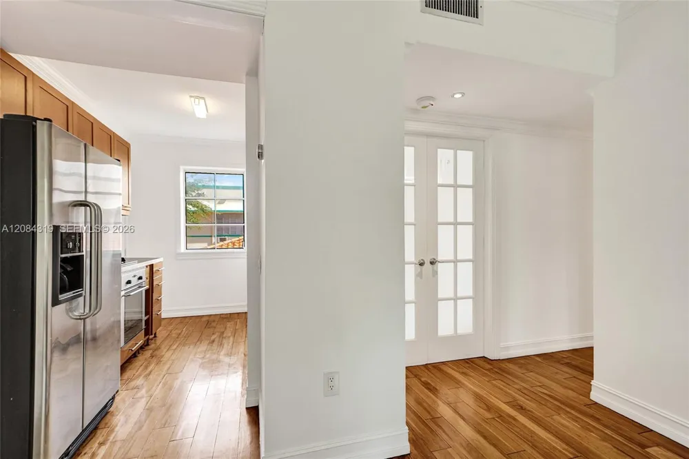 736 Lenox Ave #B7 Miami Beach, FL 33139
