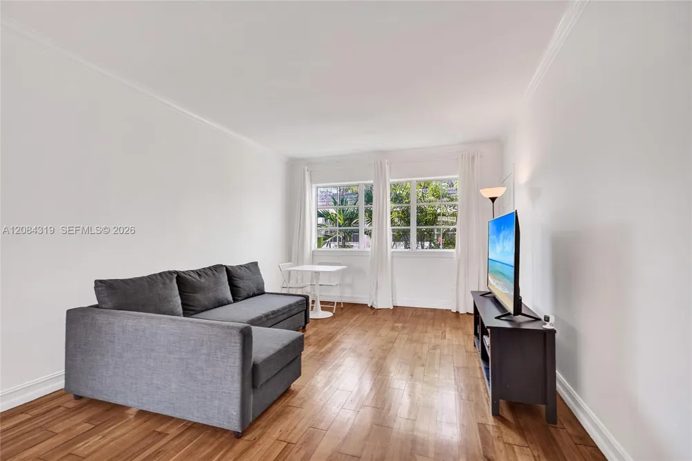 736 Lenox Ave #B7 Miami Beach, FL 33139