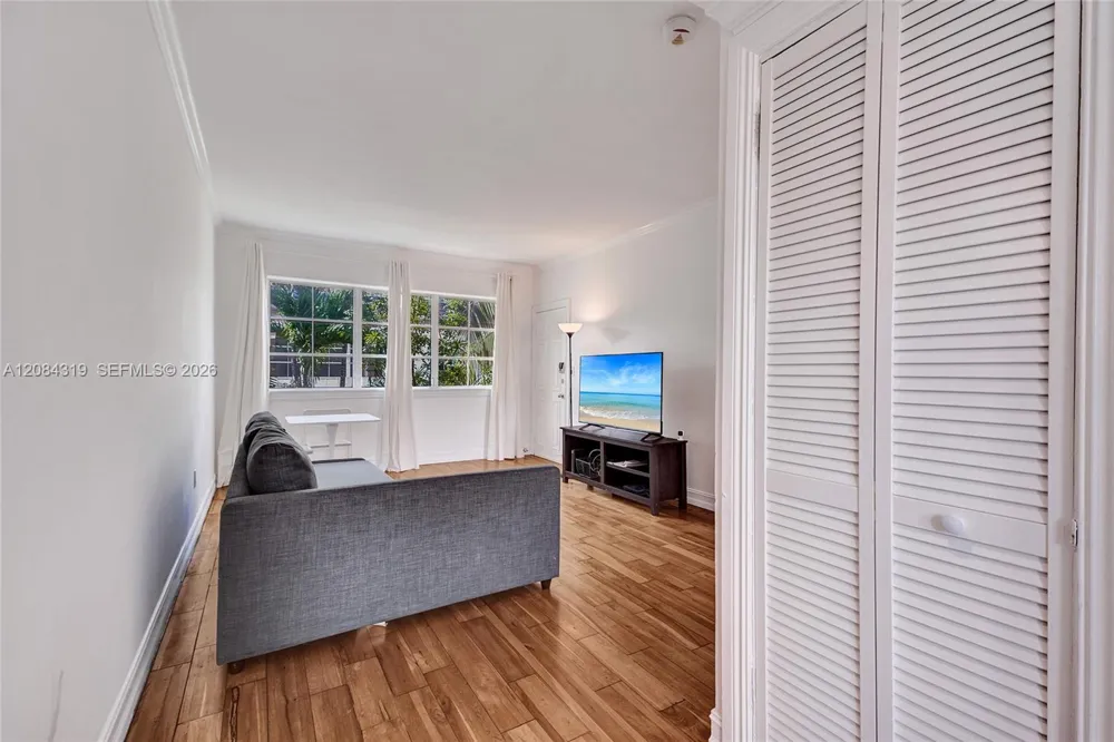 736 Lenox Ave #B7 Miami Beach, FL 33139
