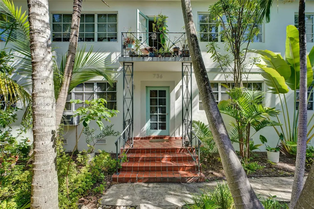 736 Lenox Ave #B7 Miami Beach, FL 33139