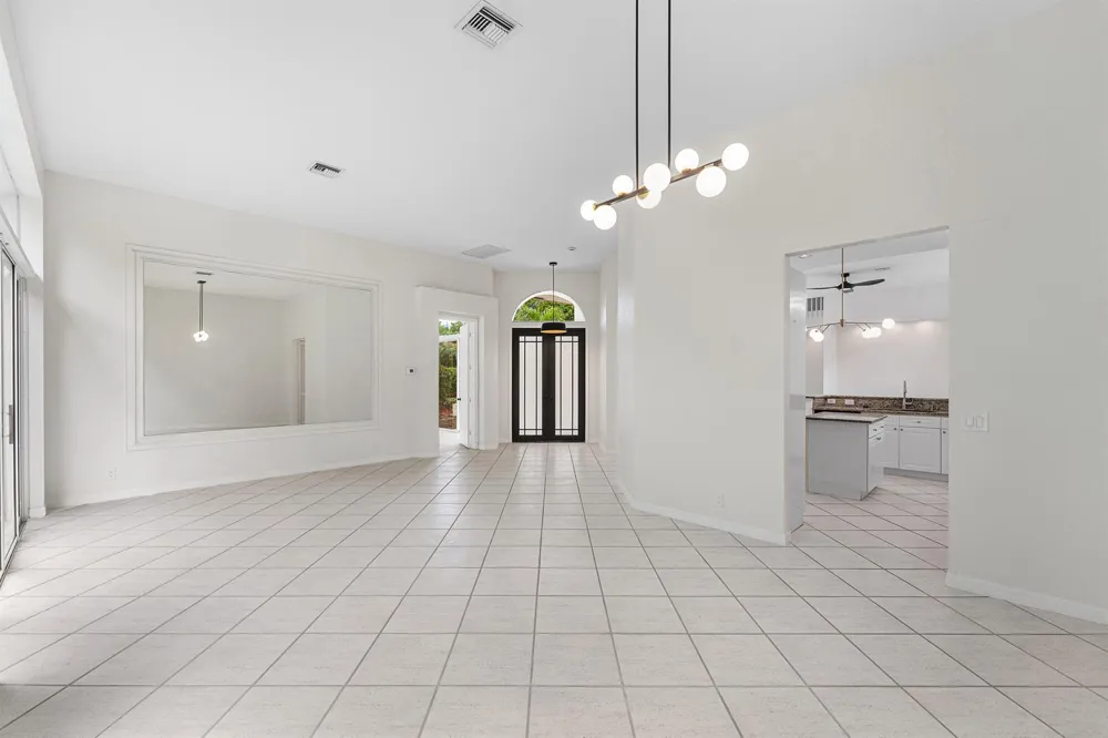 18596 Ocean Mist Drive Boca Raton, FL 33498