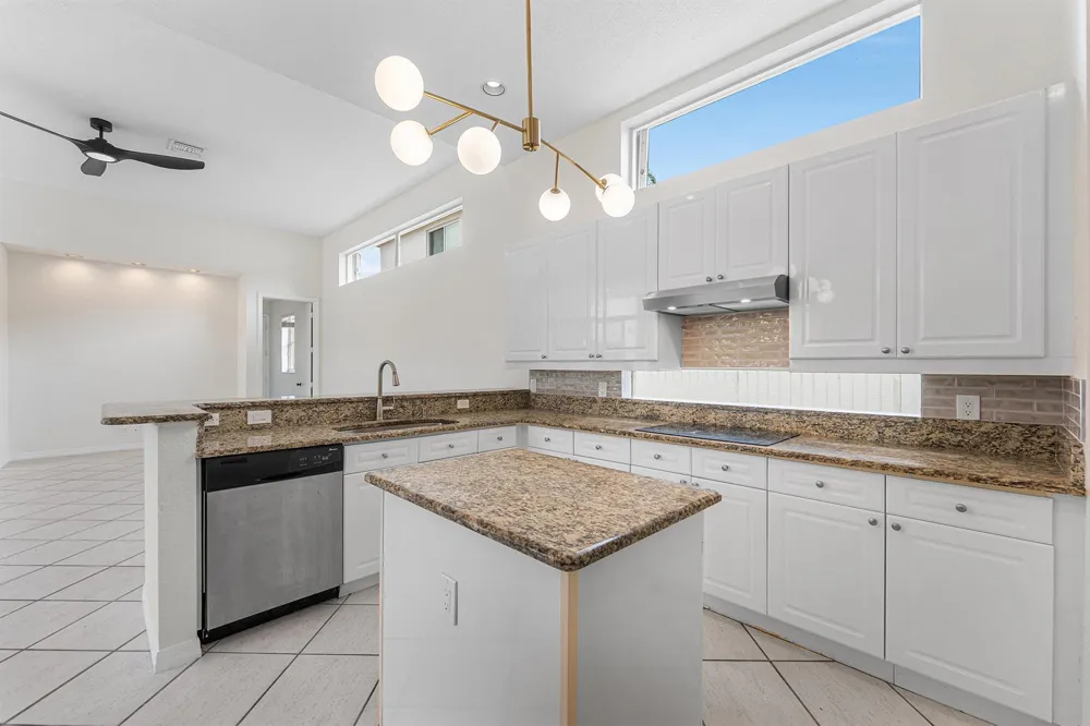 18596 Ocean Mist Drive Boca Raton, FL 33498