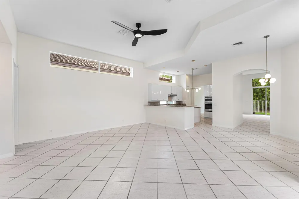 18596 Ocean Mist Drive Boca Raton, FL 33498