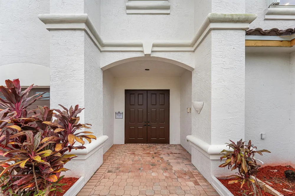 18596 Ocean Mist Drive Boca Raton, FL 33498