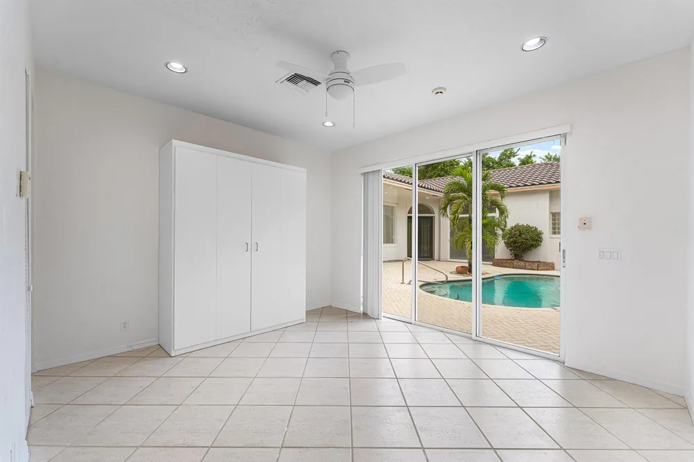 18596 Ocean Mist Drive Boca Raton, FL 33498