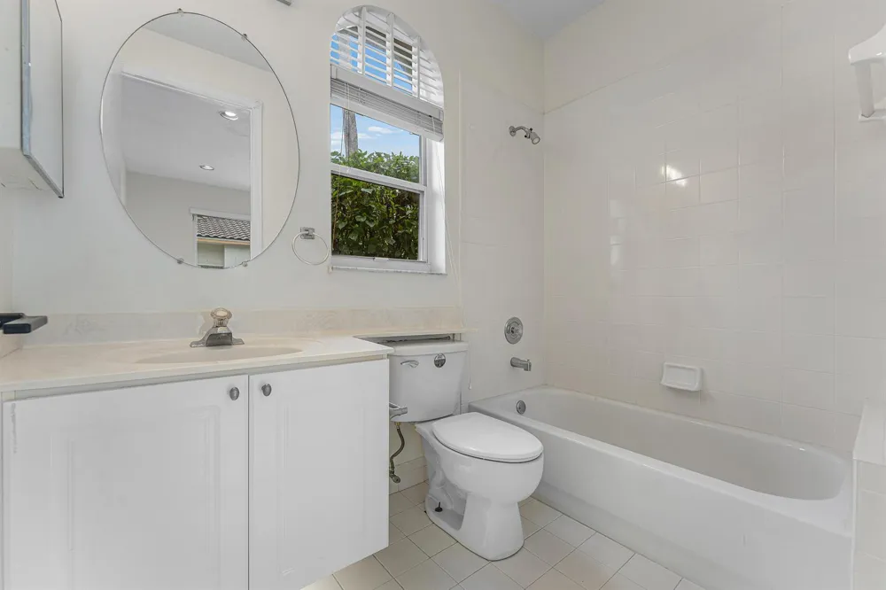 18596 Ocean Mist Drive Boca Raton, FL 33498