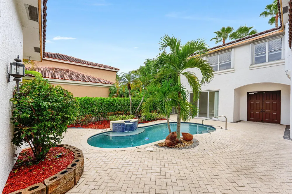 18596 Ocean Mist Drive Boca Raton, FL 33498