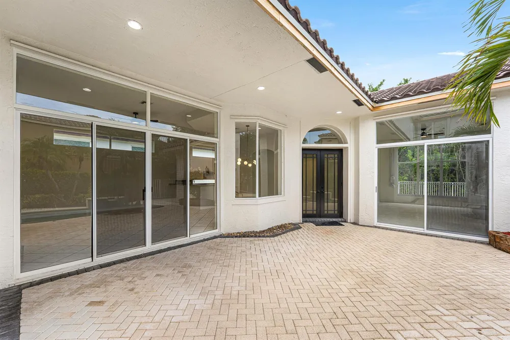 18596 Ocean Mist Drive Boca Raton, FL 33498