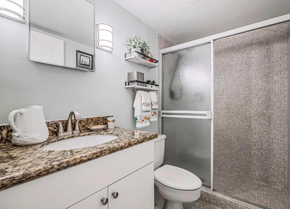5600 Flagler Drive #203 West Palm Beach, FL 33407