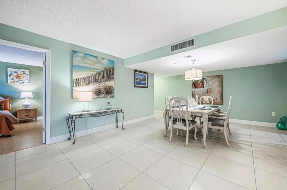 5600 Flagler Drive #203 West Palm Beach, FL 33407