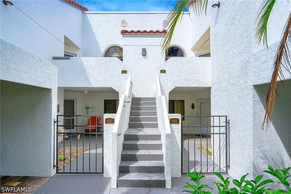 Windsurf Lane #A-202 Naples, FL 34108