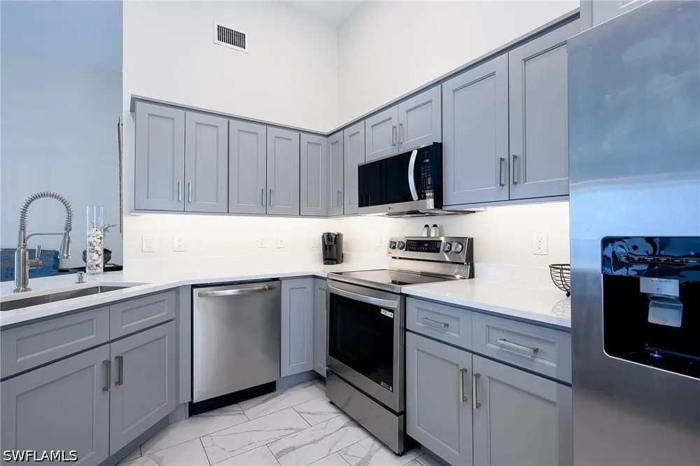 Windsurf Lane #A-202 Naples, FL 34108
