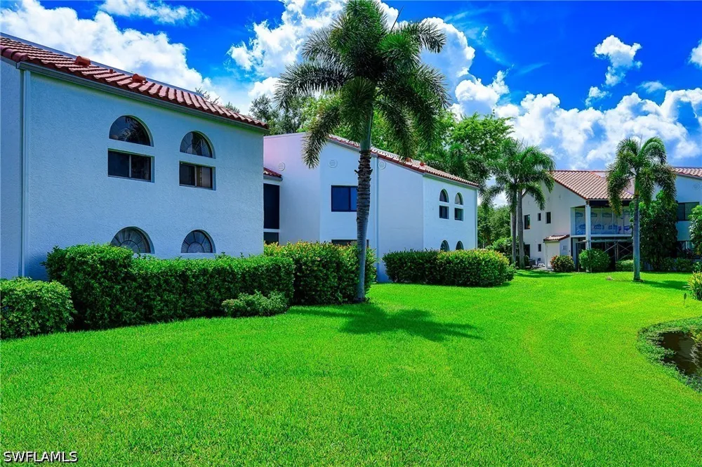 Windsurf Lane #A-202 Naples, FL 34108