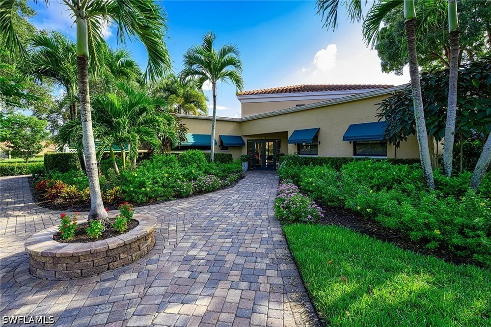 Windsurf Lane #A-202 Naples, FL 34108