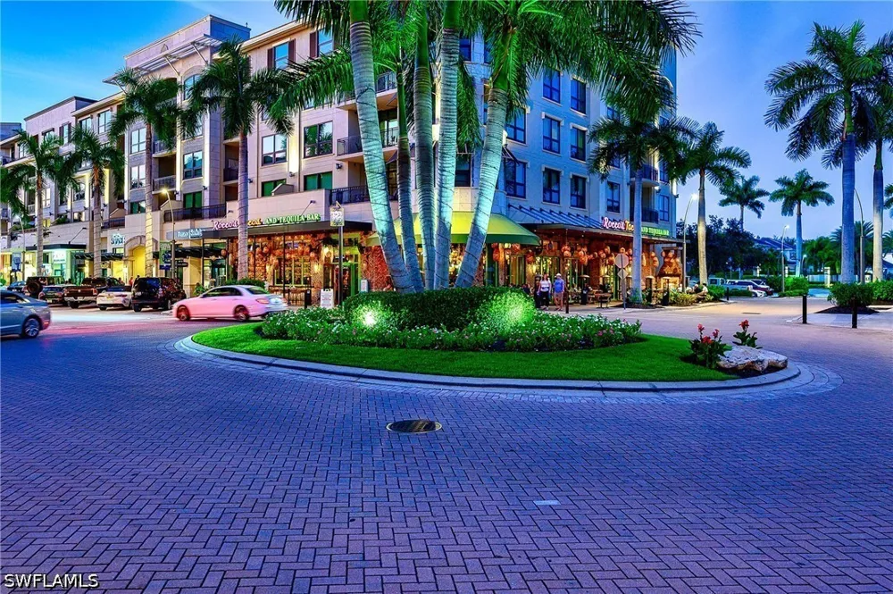 Windsurf Lane #A-202 Naples, FL 34108