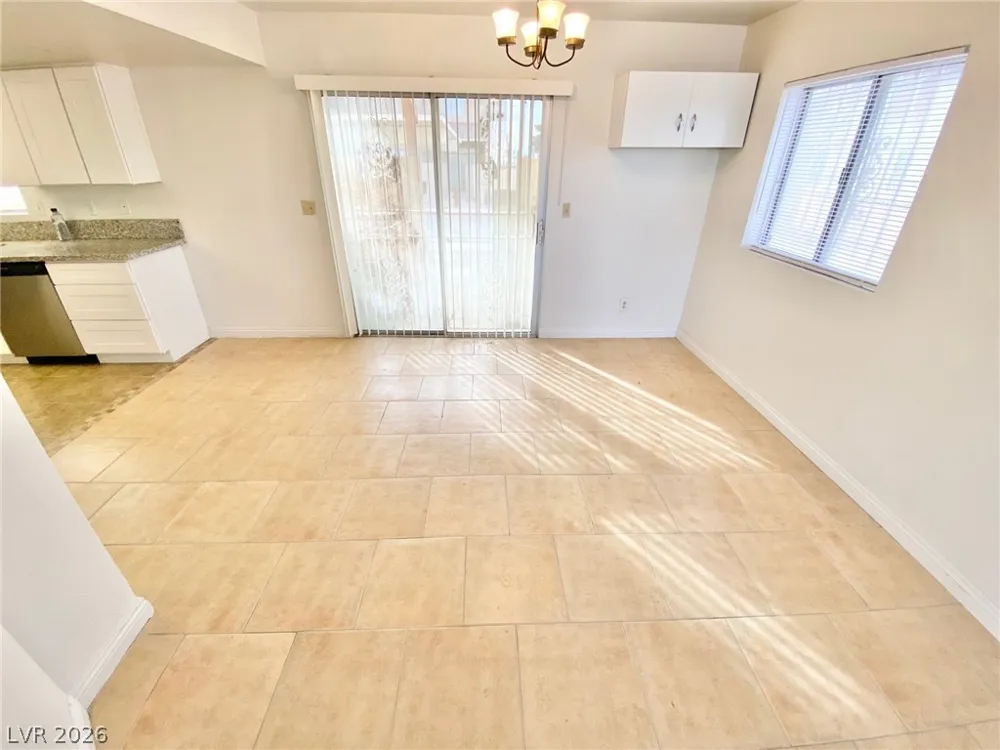 3804 Fitzpatrick Drive Las Vegas, NV 89115
