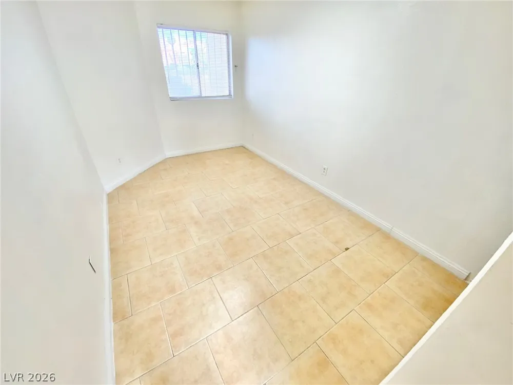 3804 Fitzpatrick Drive Las Vegas, NV 89115